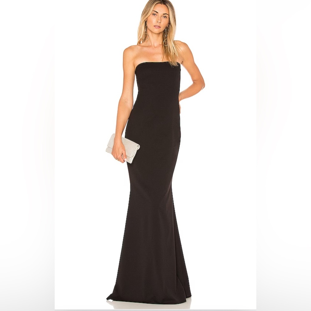 Mary Kate Gown in Black
Katie May
Size 10
